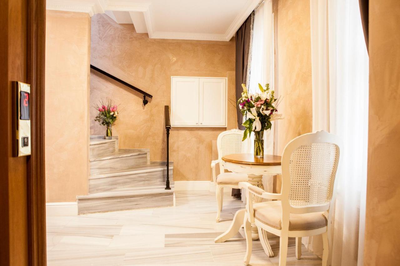 Meroddi Pera Flats イスタンブール エクステリア 写真